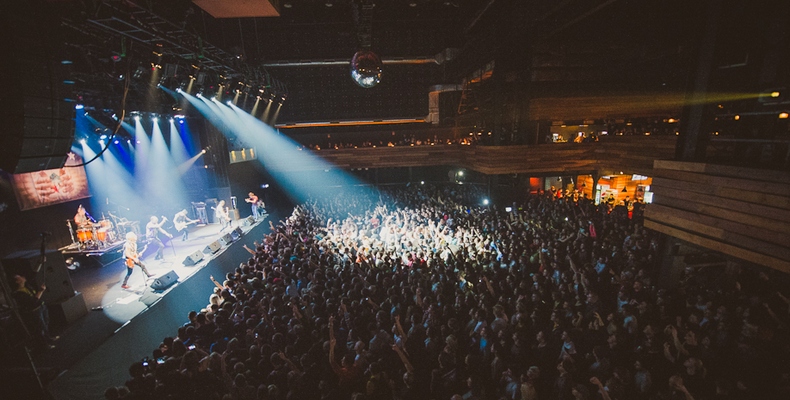 Yota Space, адрес клуба и вместимость, площадка для фестивалей Yota Space, адрес клуба и вместимость, площадка для фестивалей